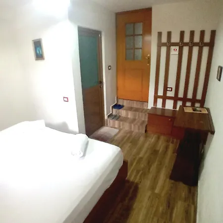 House Cela Hotel Gjirokaster