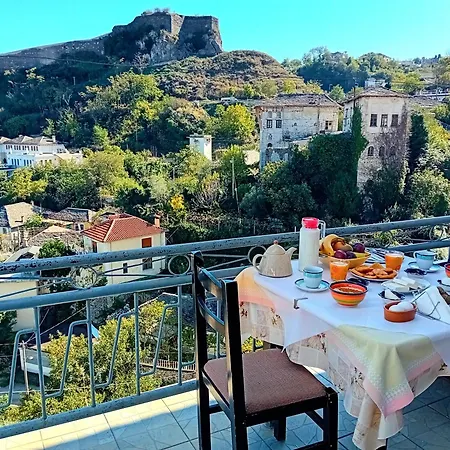 House Cela 3* Gjirokaster